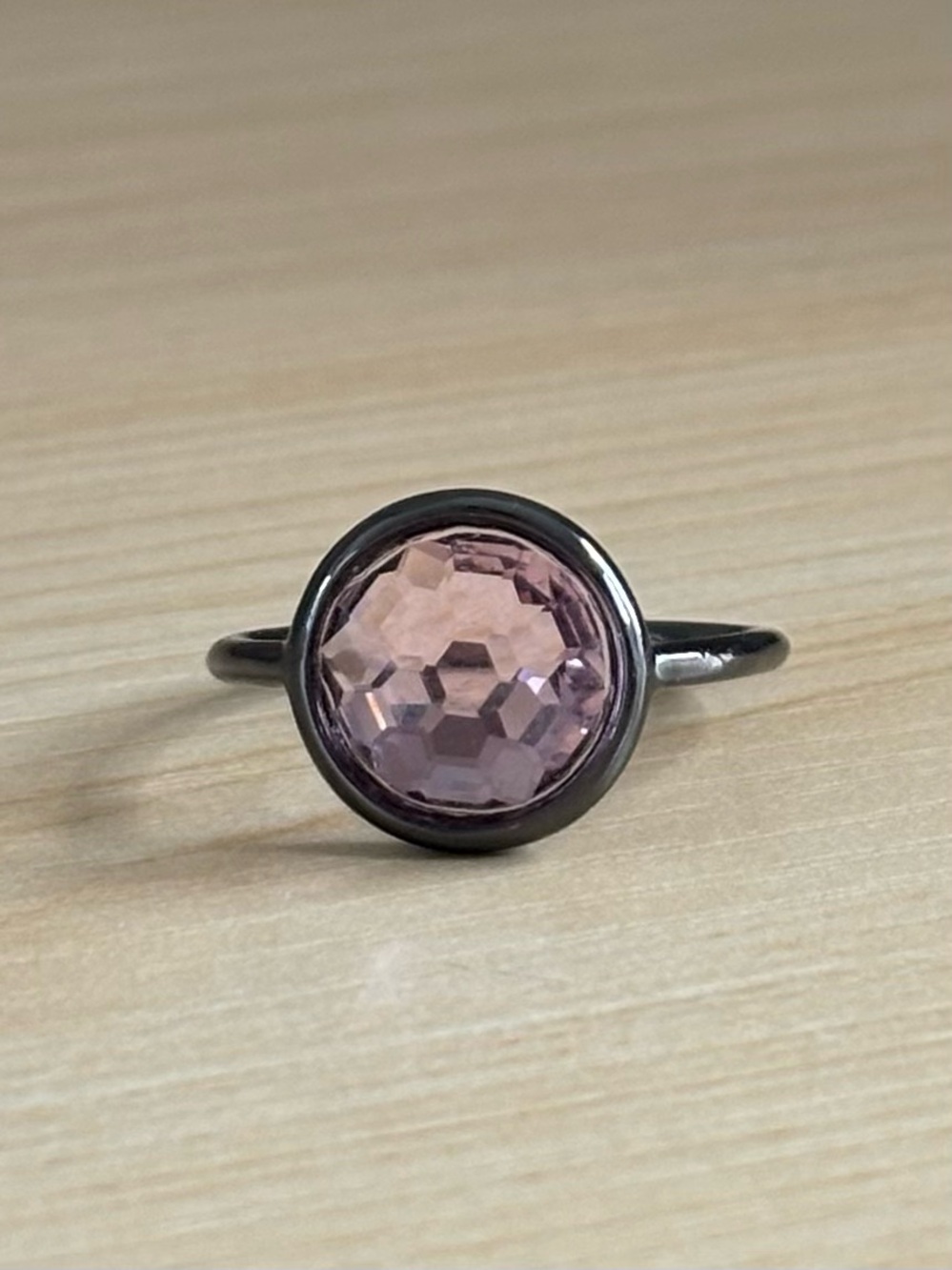 Pink Austrian Crystal Bezel Set Black Gunmetal Brass Ring sz 8